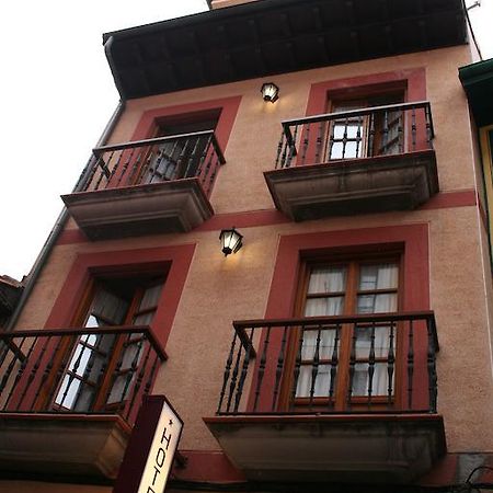 Pension Argueelles Ribadesella Dış mekan fotoğraf