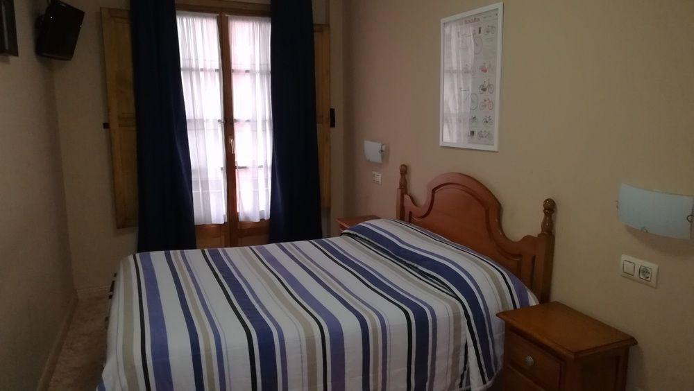 Pension Argueelles Ribadesella Dış mekan fotoğraf